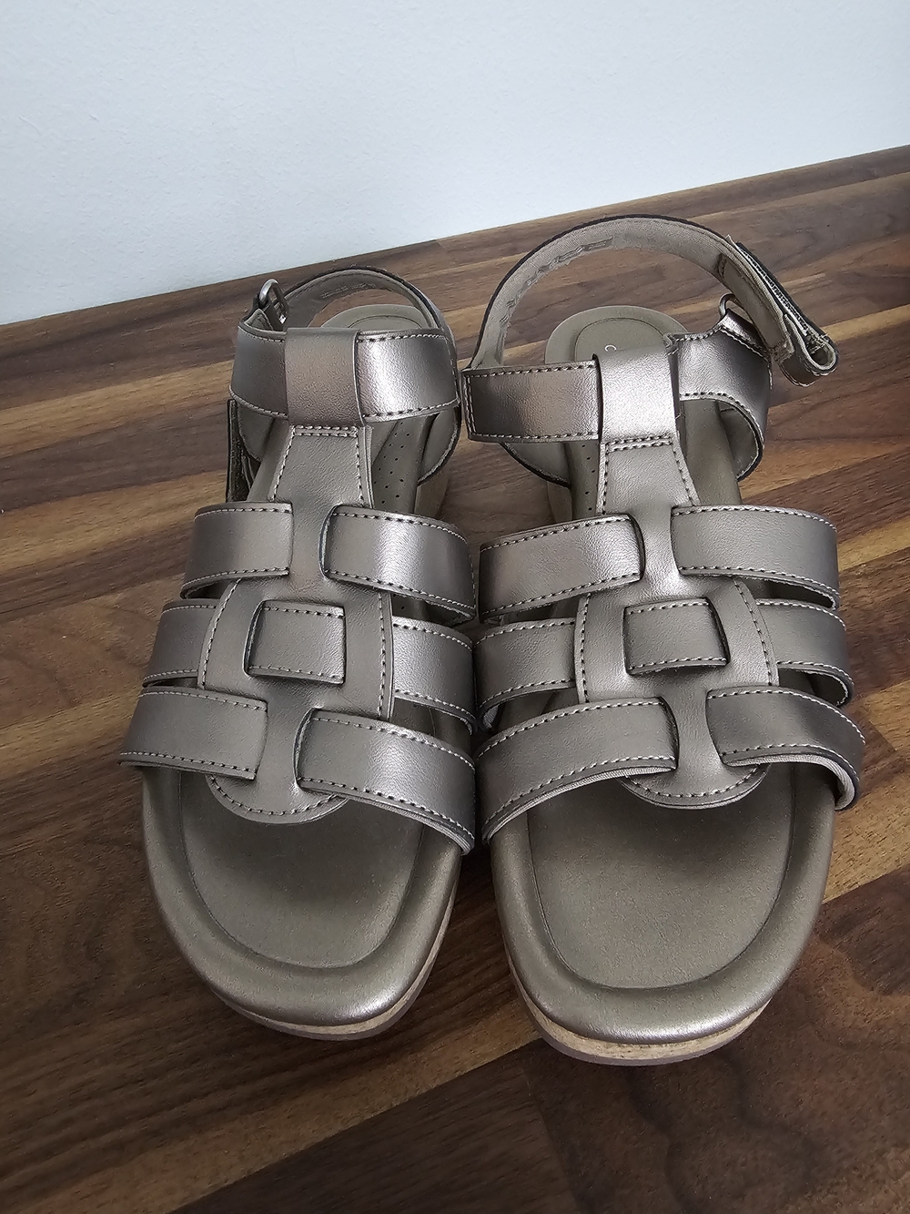 Metallic Women's Clarks Strappy Sandals